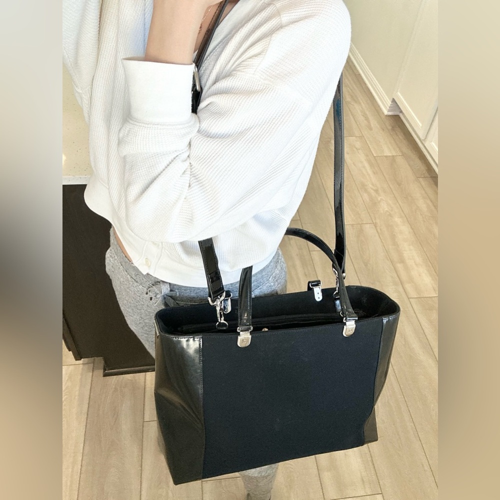 Auth CHRISTIAN DIOR Large Lady Vintage Canvas and Patent Leather Tote Bag - Picture 15 of 16